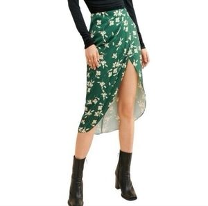 NWT Urban Outfitters Size M Kelly Tulip Faux Wrap Satin Midi Skirt Green